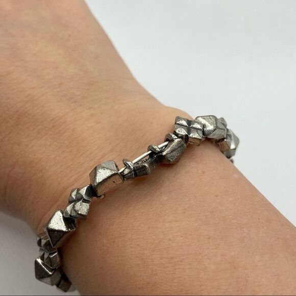 Alex and Ani silver tone wrap bracelet - Picture 4 of 6